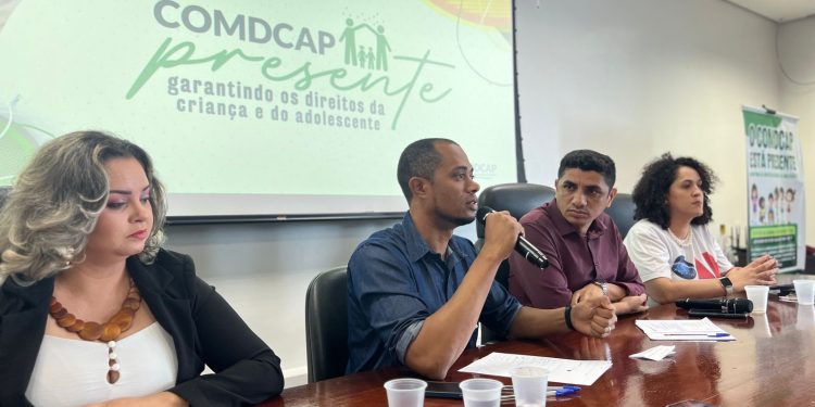 Reunião Ampliada sobre crianças e adolescentes na competência institucional da saúde de Parauapebas